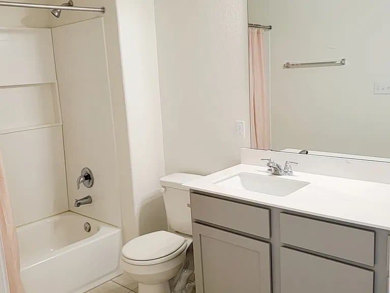 Georgetown House: 1126 Loganberry Dr