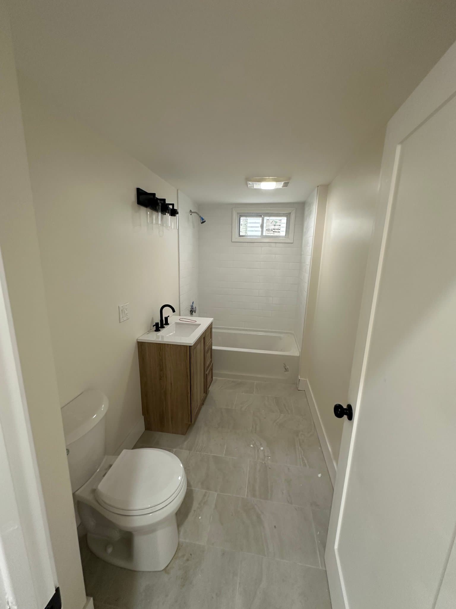 Dorchester Single Room: 805 Blue Hill Ave