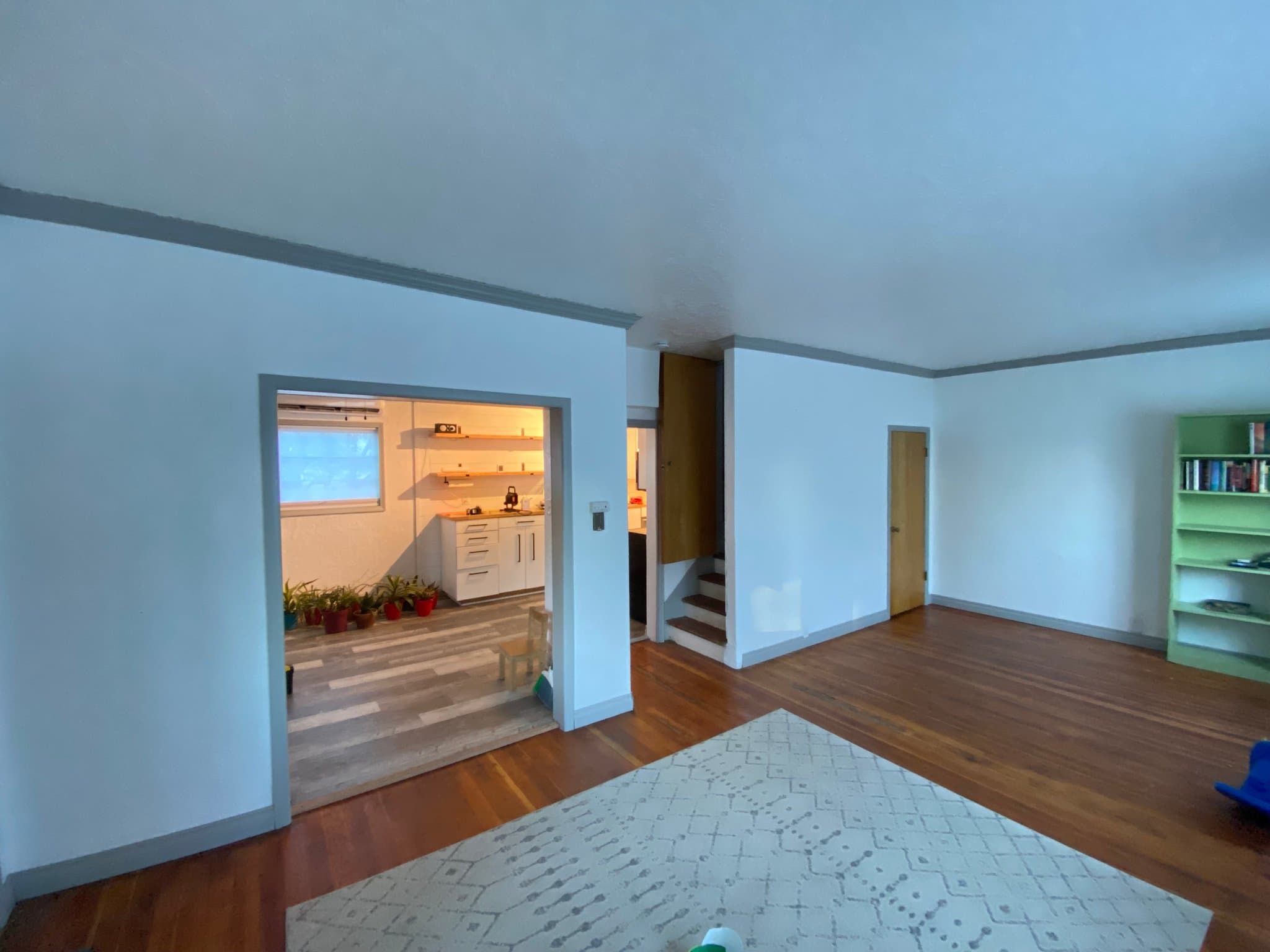 Moro House: 208 Main St