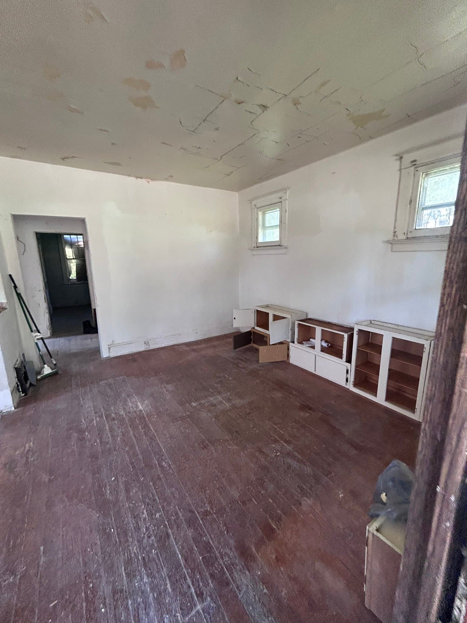 Jennings House: 5333 Jennings station Rd.