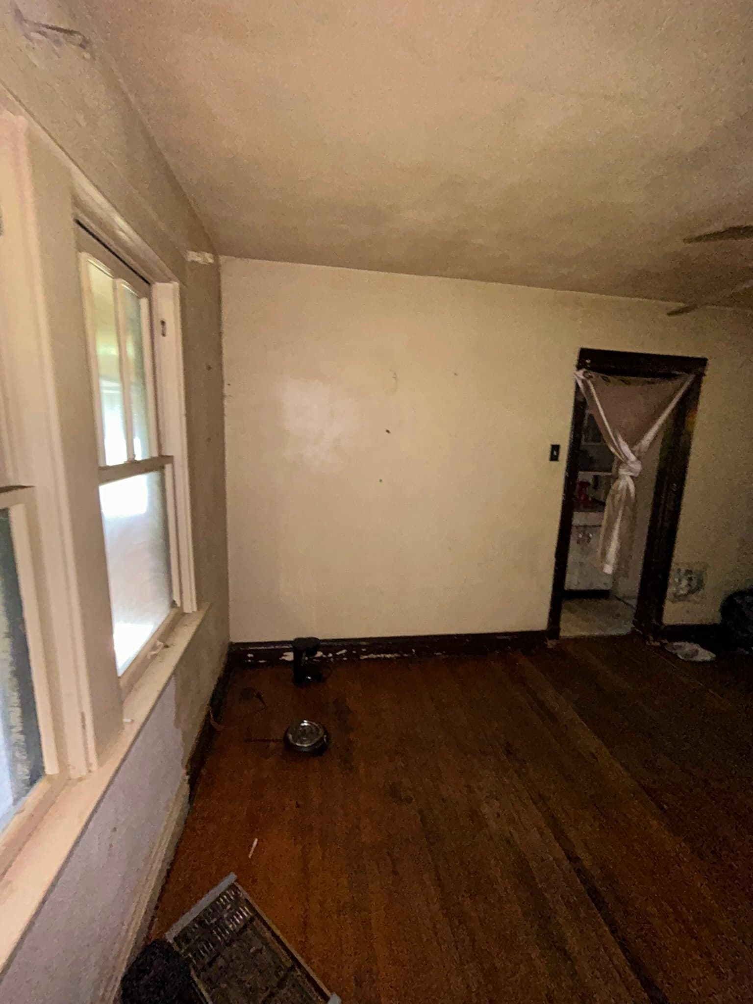 St. Louis House: 5468 Gilmore Ave.
