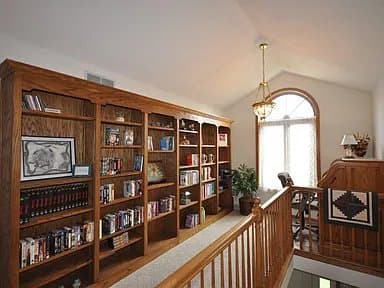 West Bend House: 5525 Bauers Drive