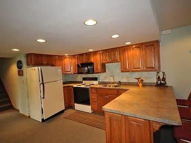 West Bend House: 5525 Bauers Drive