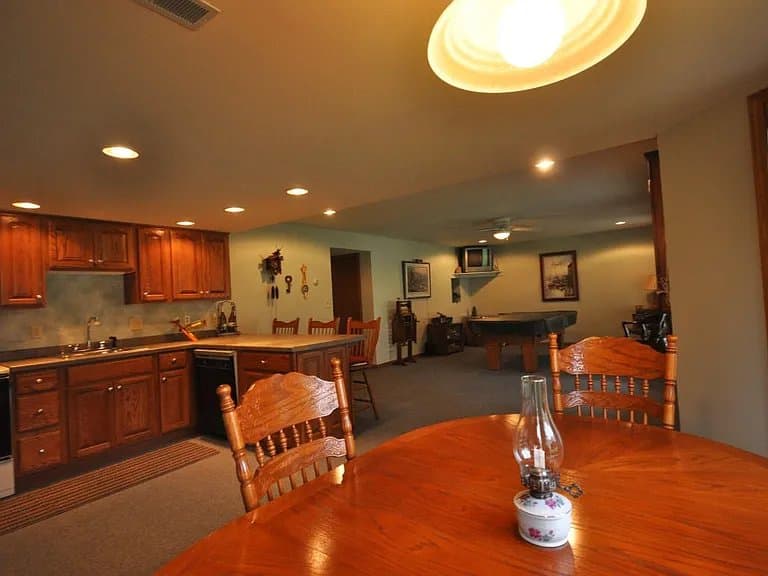 West Bend House: 5525 Bauers Drive