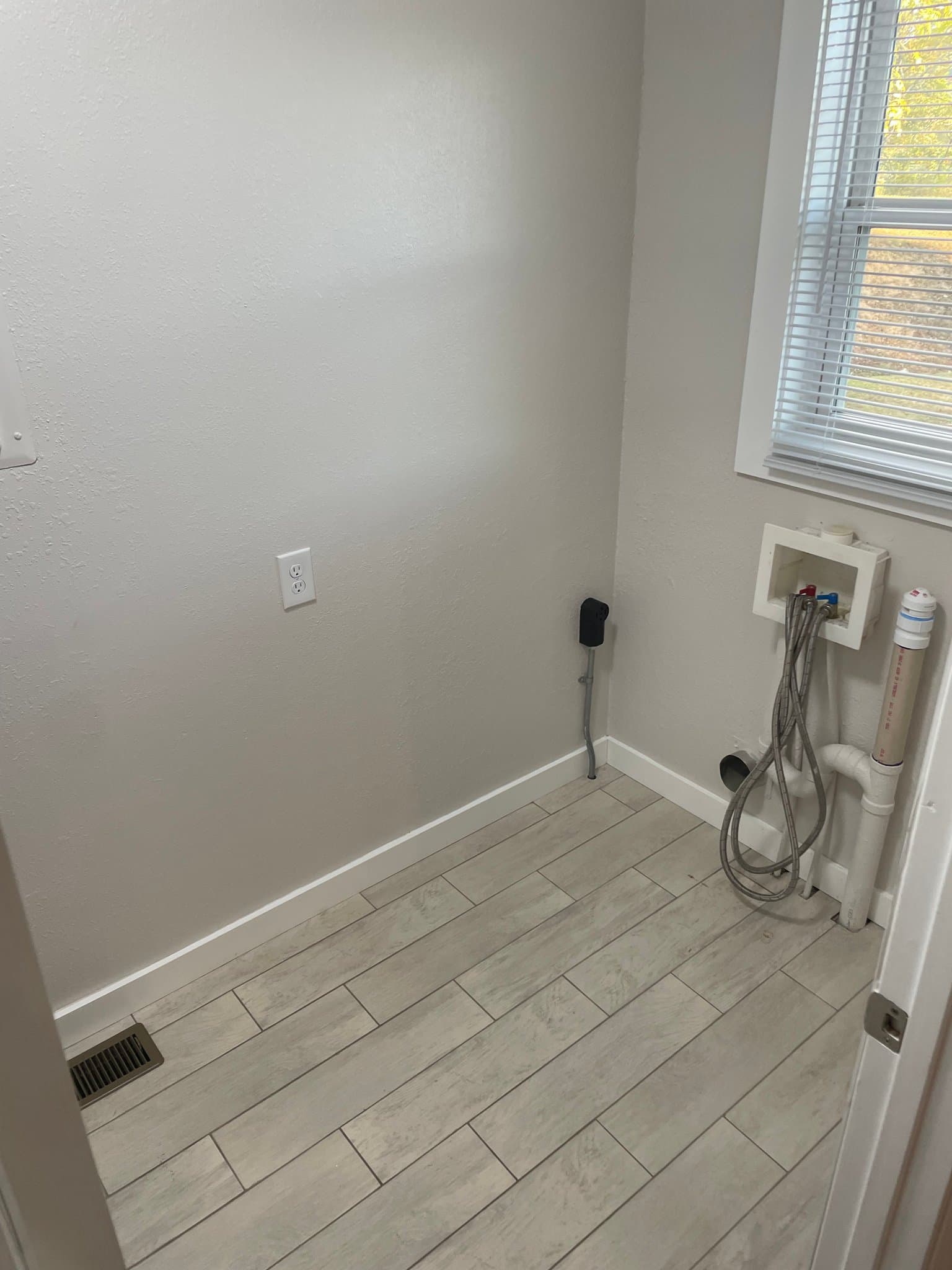 Fairview House: 424 Old Fort Road