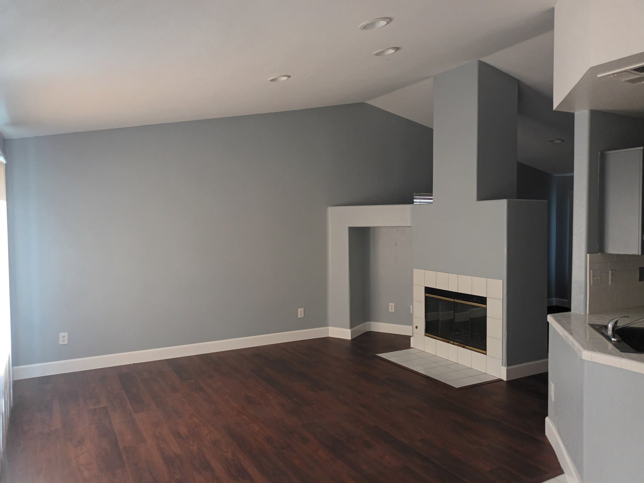 Adelanto House: 14575 Monterey Place