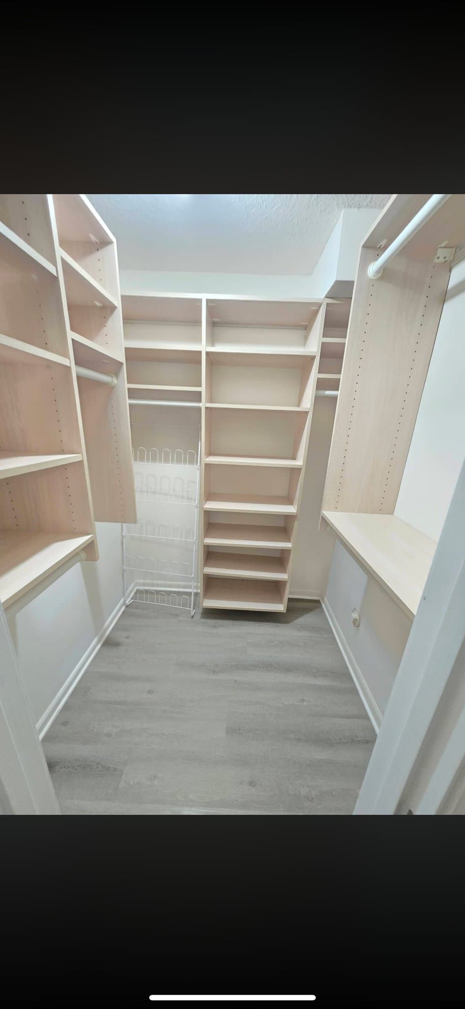 Kansas City Townhome: 6915 n bales ave