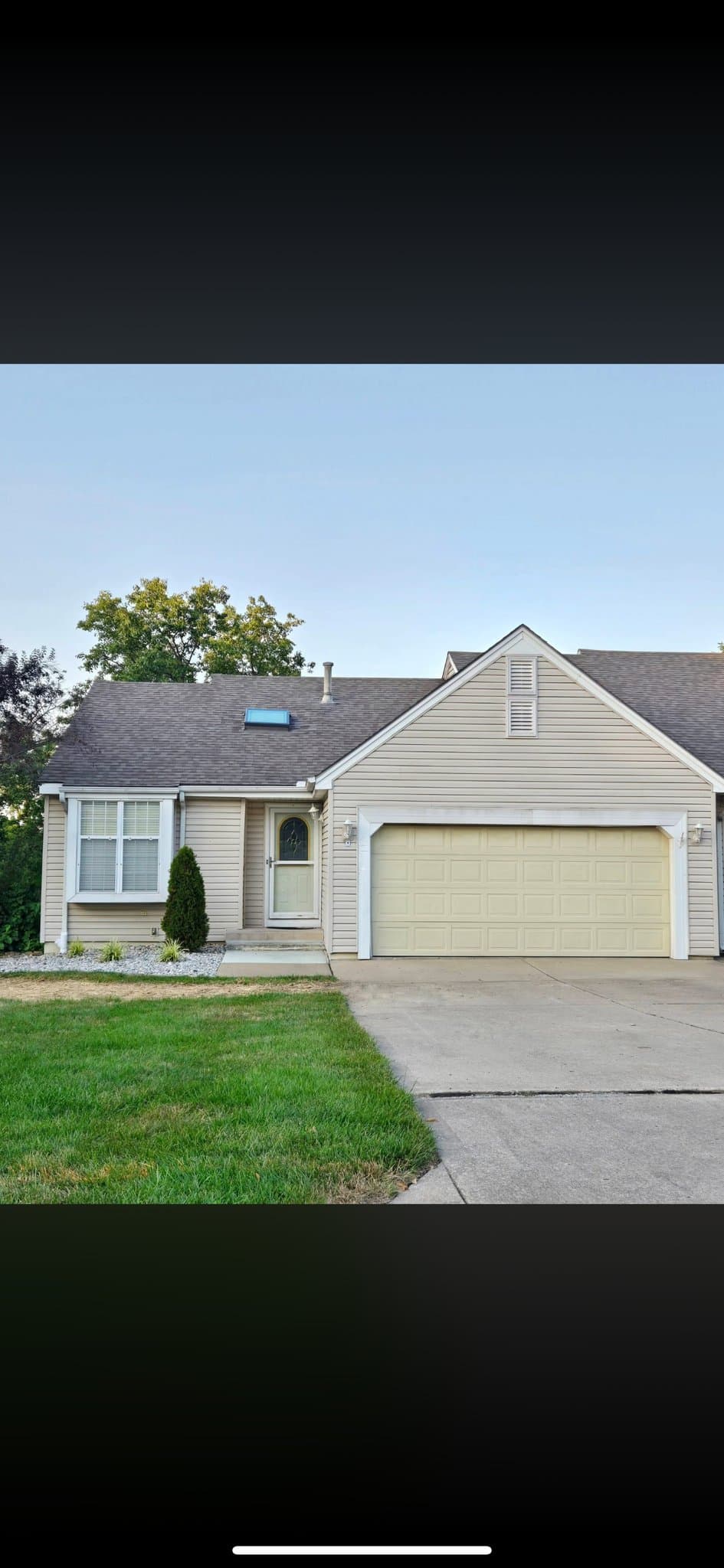 Kansas City Townhome: 6915 n bales ave