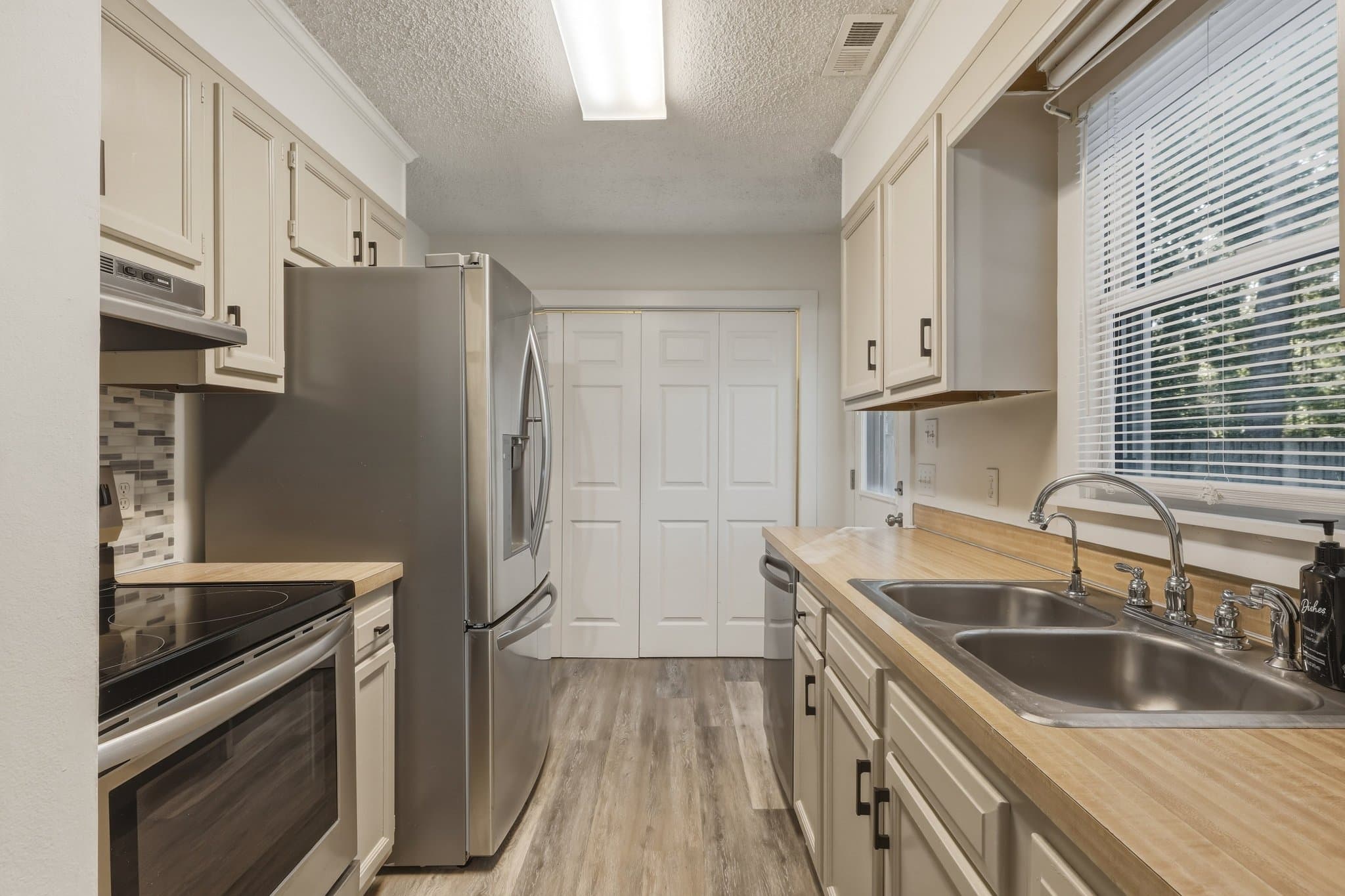 Greenville House: 1405 Kings Rd