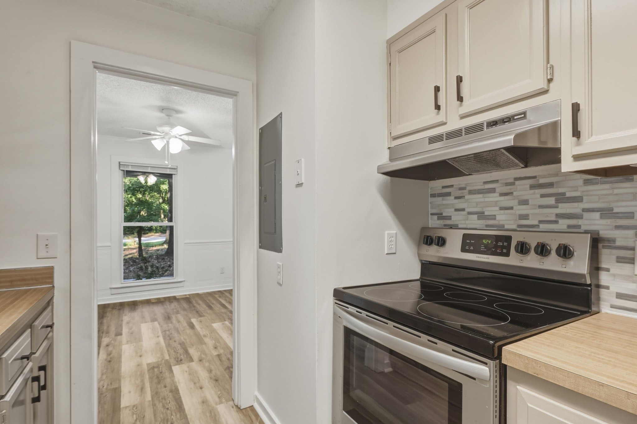 Greenville House: 1405 Kings Rd