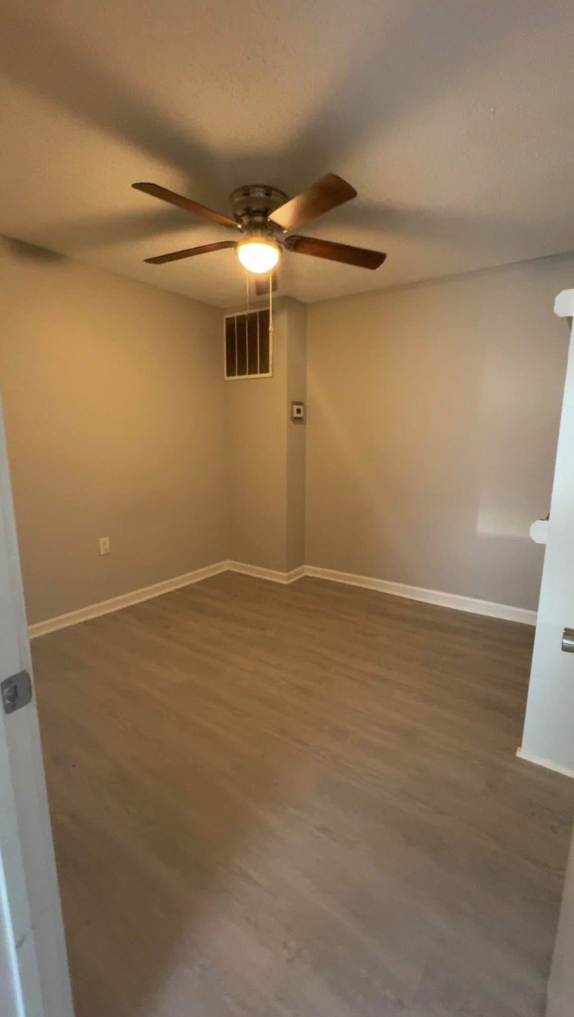 Alexander Apartment: 1825 Blue Bill Ln