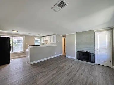 Milwaukee House: 3729 W. Kaul Avenue