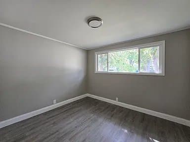 Milwaukee House: 3729 W. Kaul Avenue