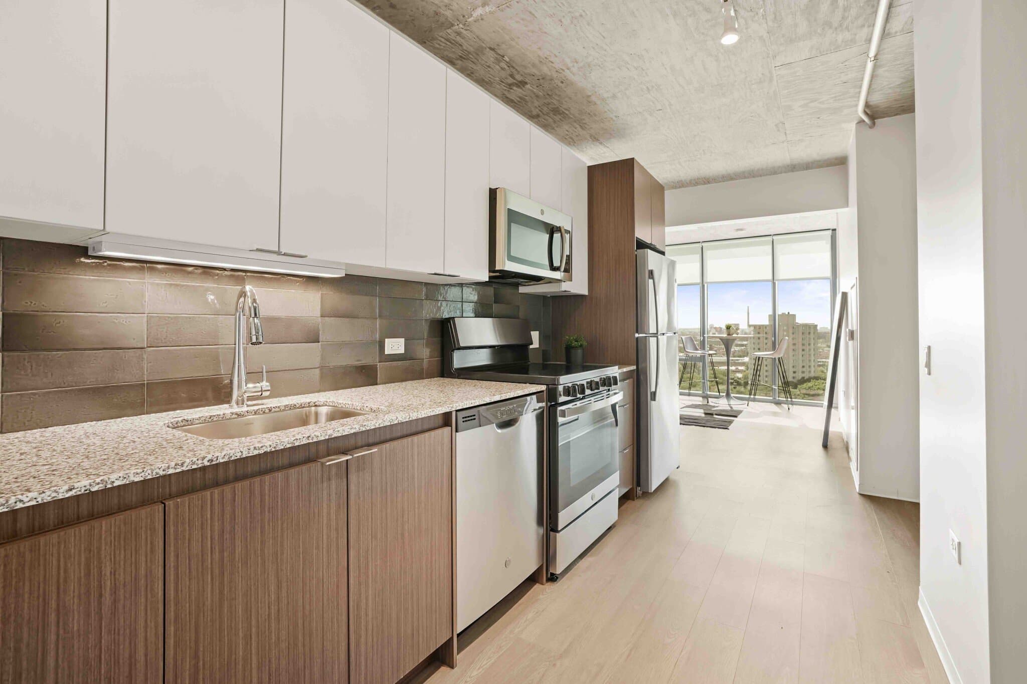 Chicago Condo: 2129 South Wabash Ave