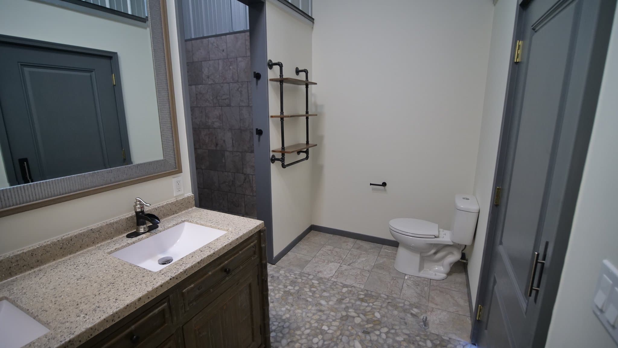 Mount Orab Apartment: 32 Parkway