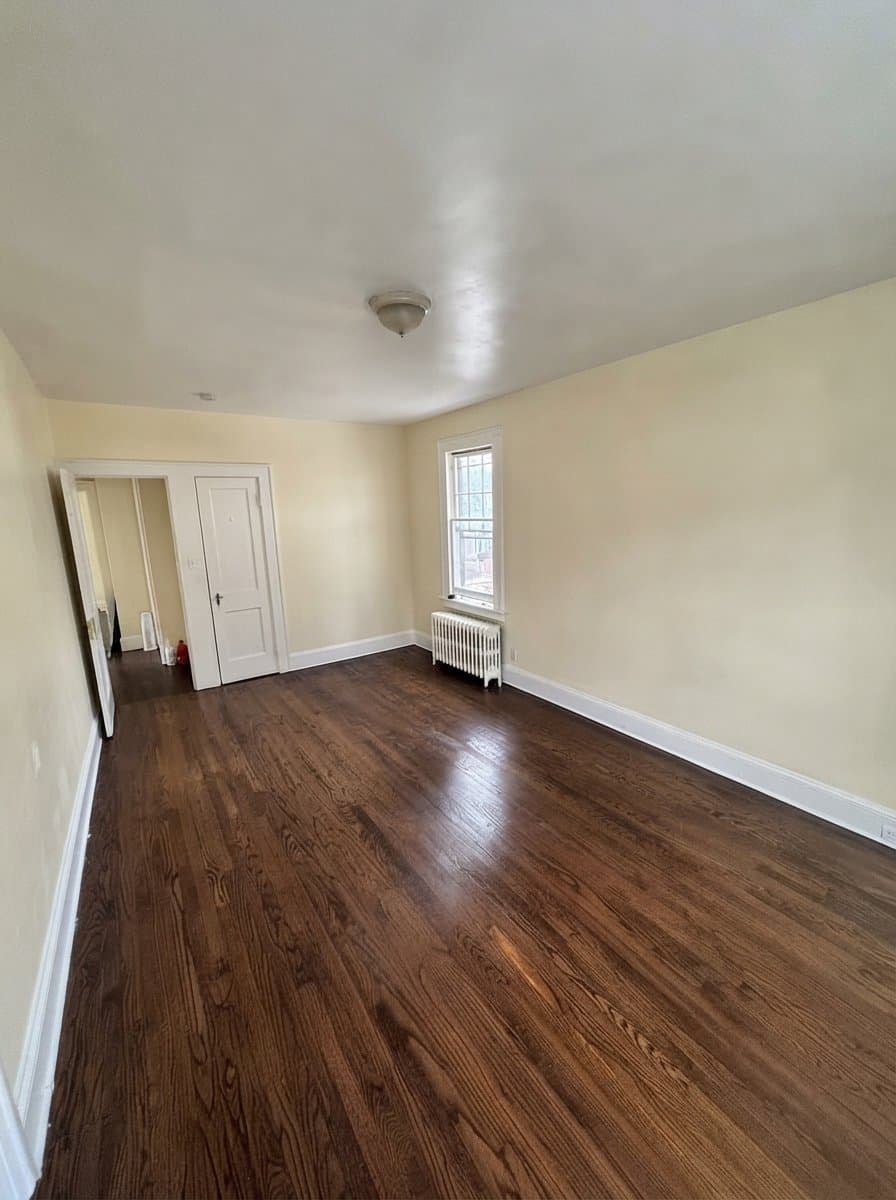 Ansonia Multiplex: 164 Hodge Ave