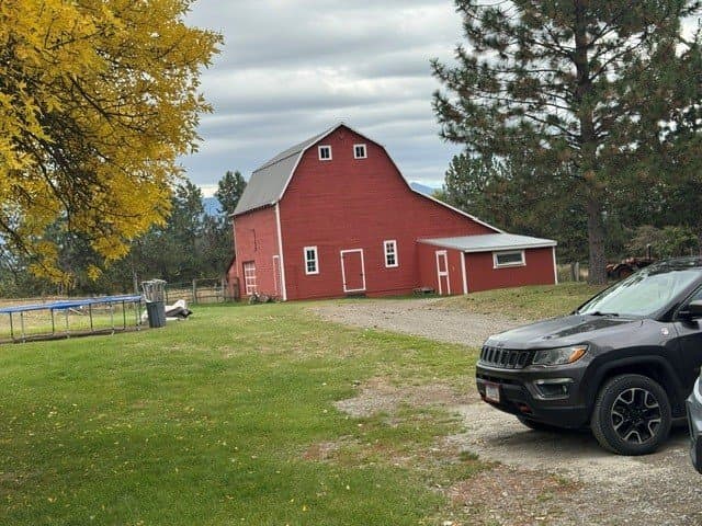Kalispell House: 4245 Whitefish Stage Road