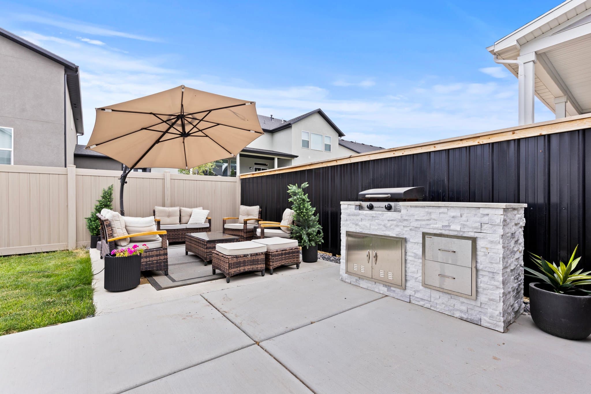 Morgan House: 4976 w Escalante Lane