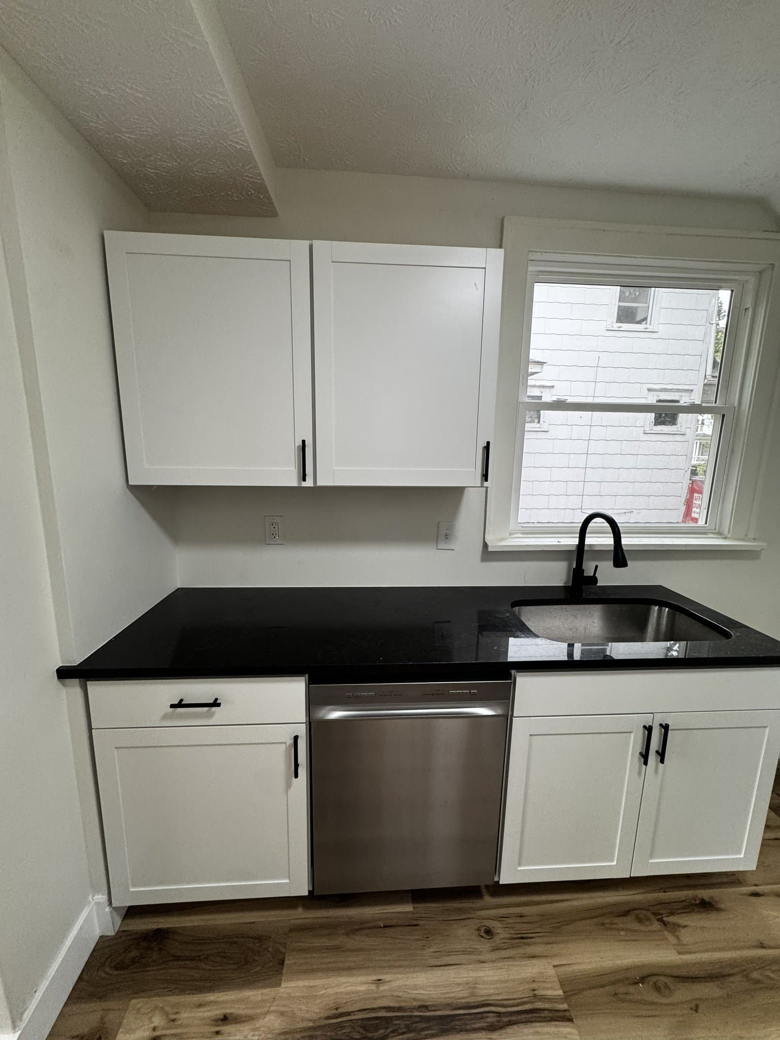 Columbus House: 123 N Hague Ave