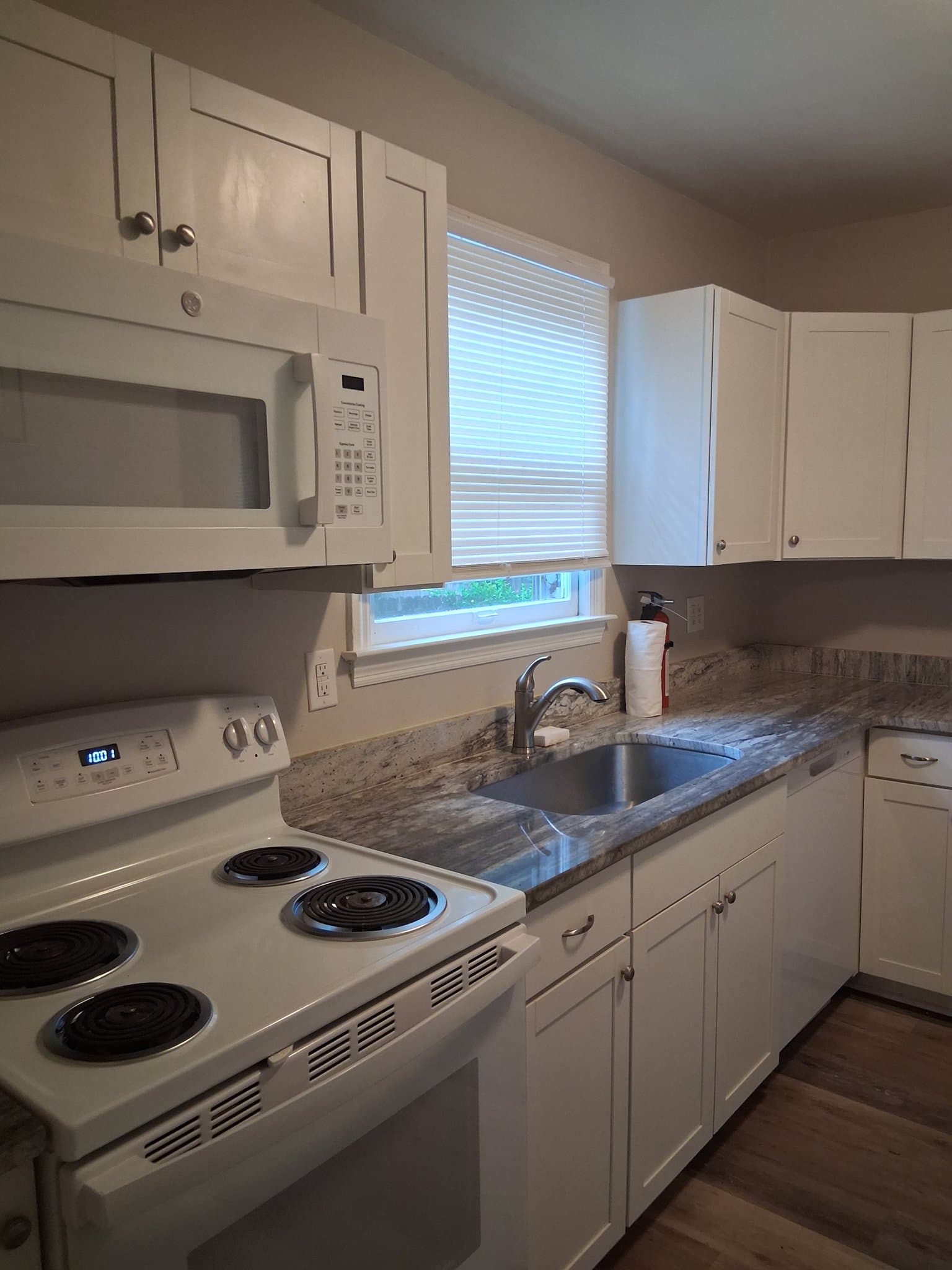 Greensboro House: 2000 Queens Ct