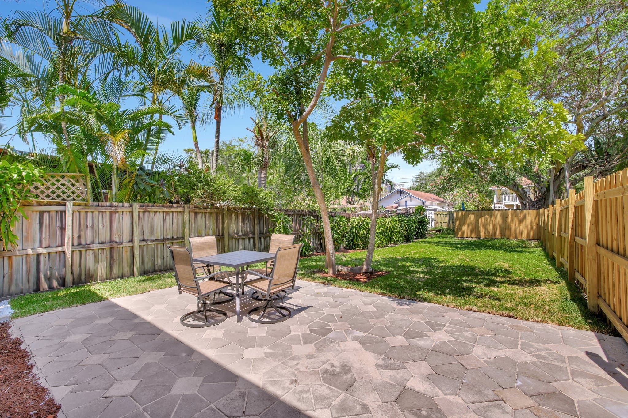 Ft Lauderdale House: 618 SW 7th Ave