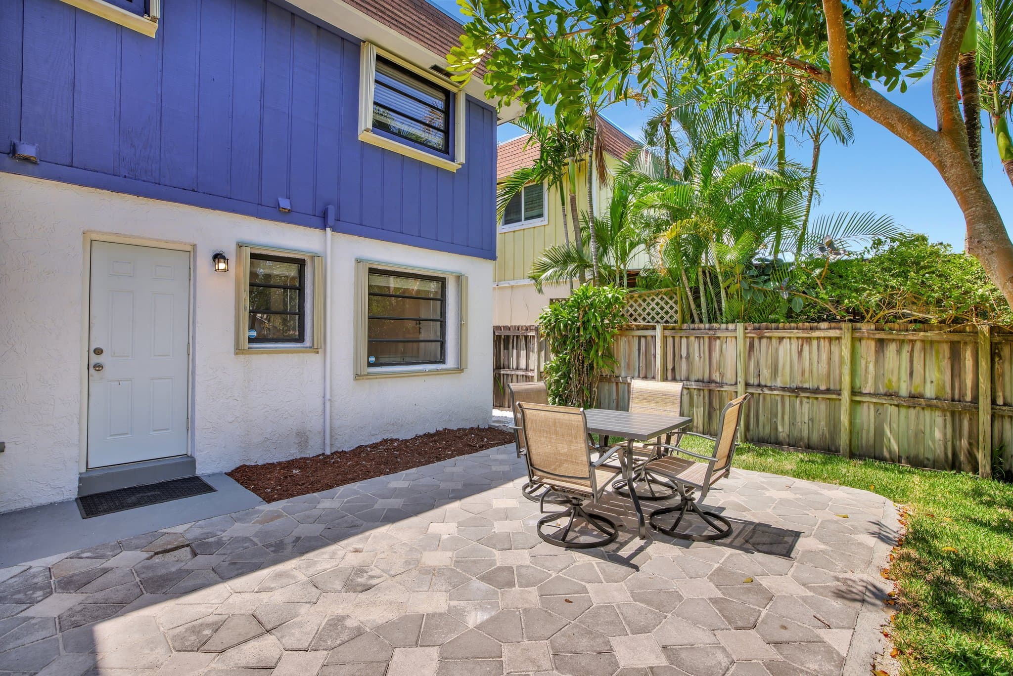 Ft Lauderdale House: 618 SW 7th Ave