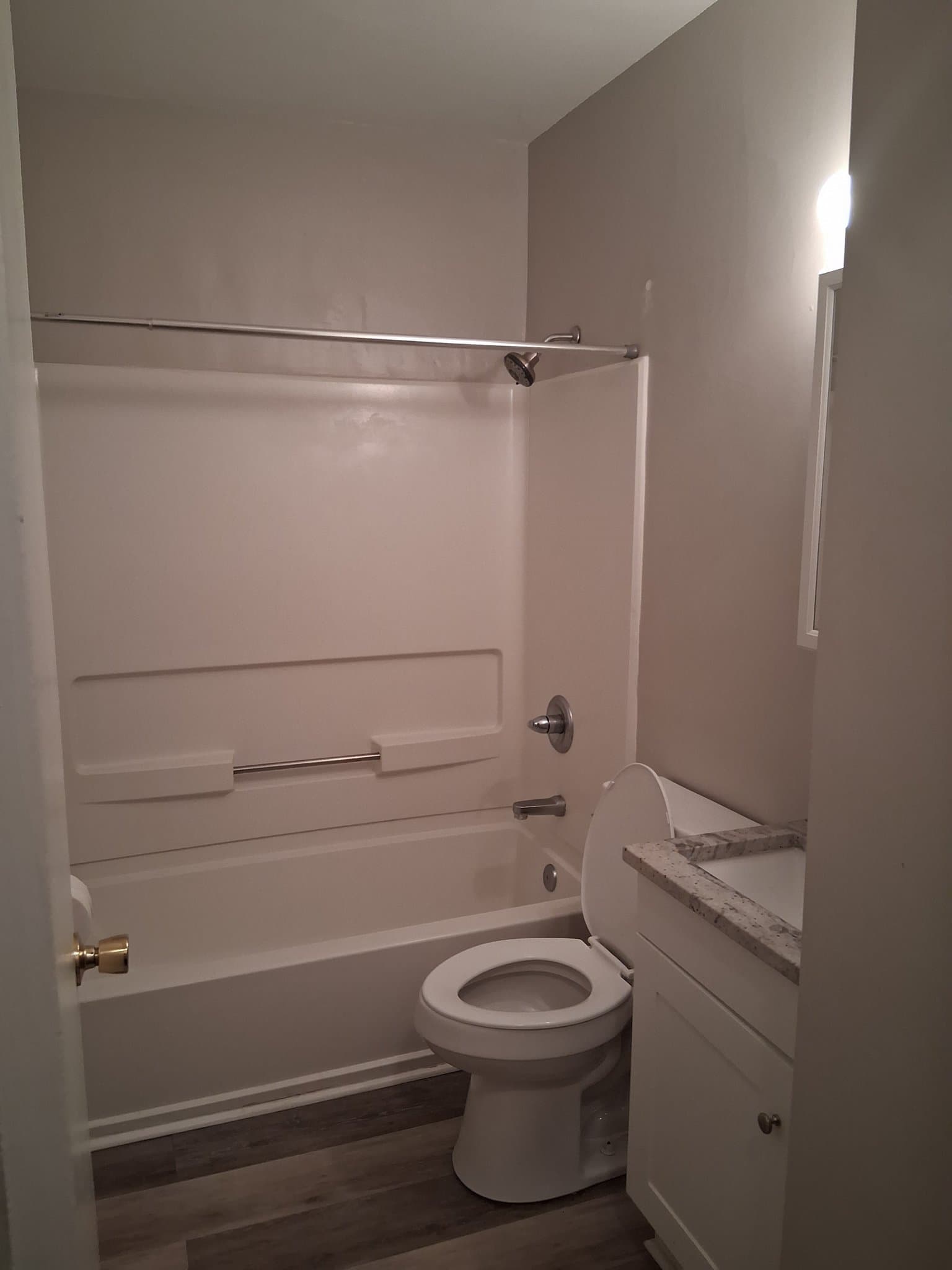 Greensboro House: 2000 Queens Ct