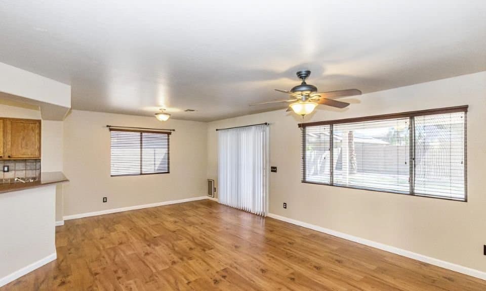 Casa Grande House: 1449 E 11th St