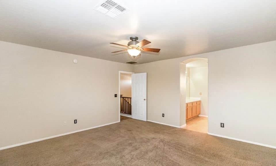 Casa Grande House: 1449 E 11th St