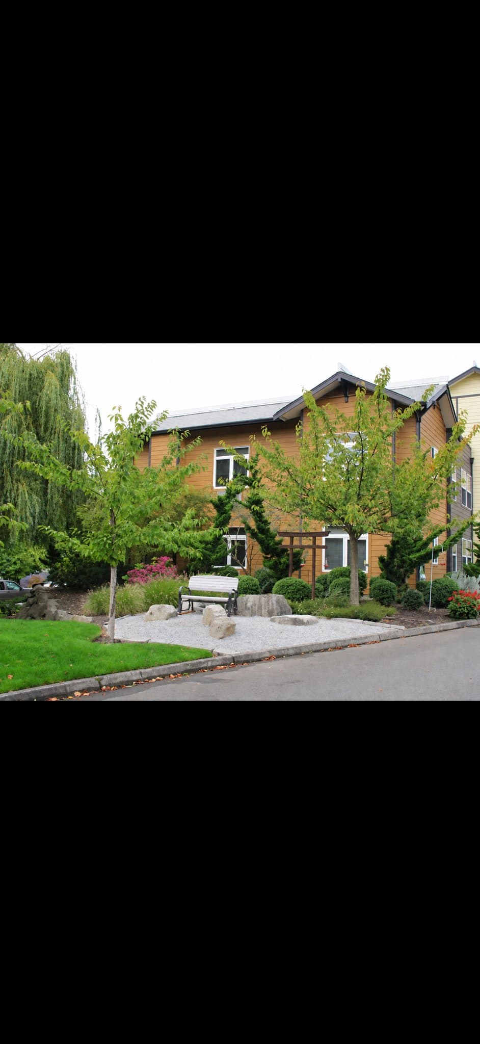 Seattle Condo: 1515 E Yesler Way