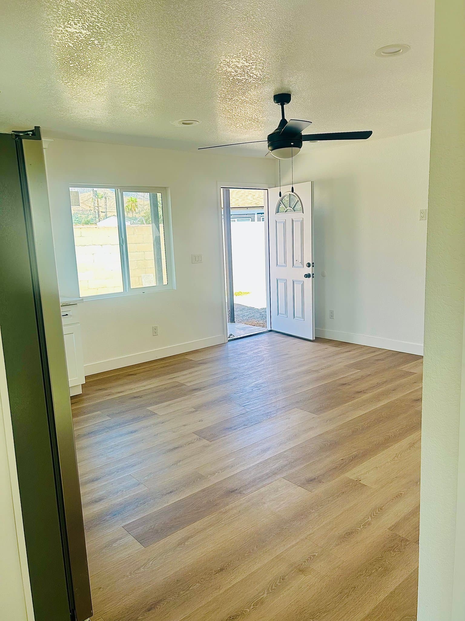 San Bernardino House: 3264 Alameda Ct