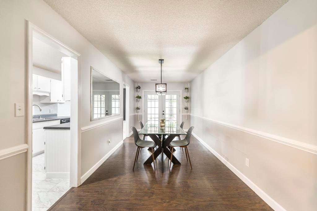 Warner Robins Townhome: 132 Sussex Drive