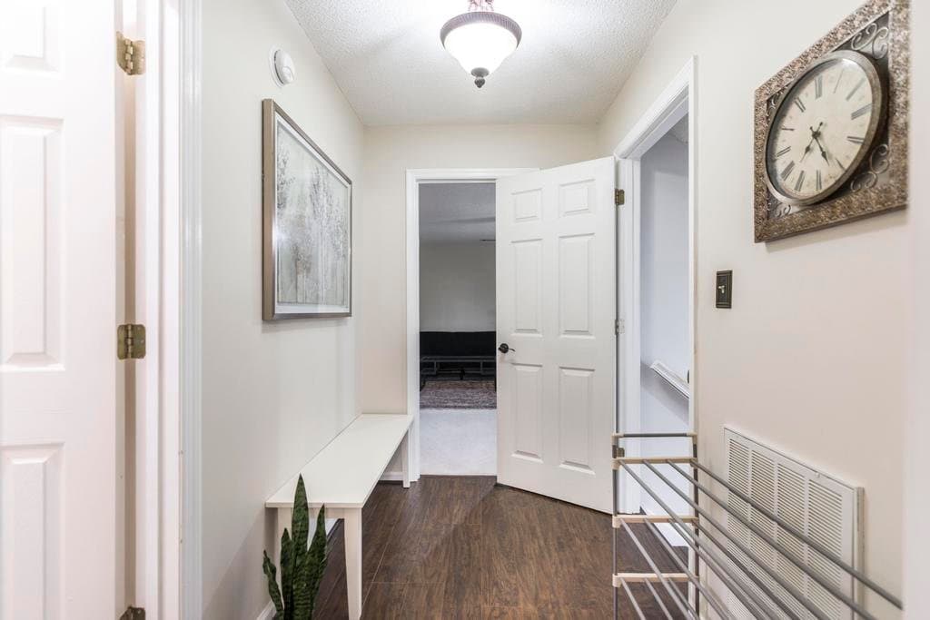 Warner Robins Townhome: 132 Sussex Drive