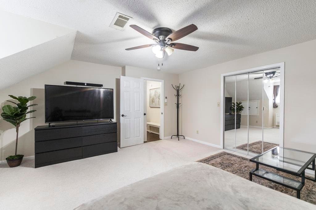 Warner Robins Townhome: 132 Sussex Drive