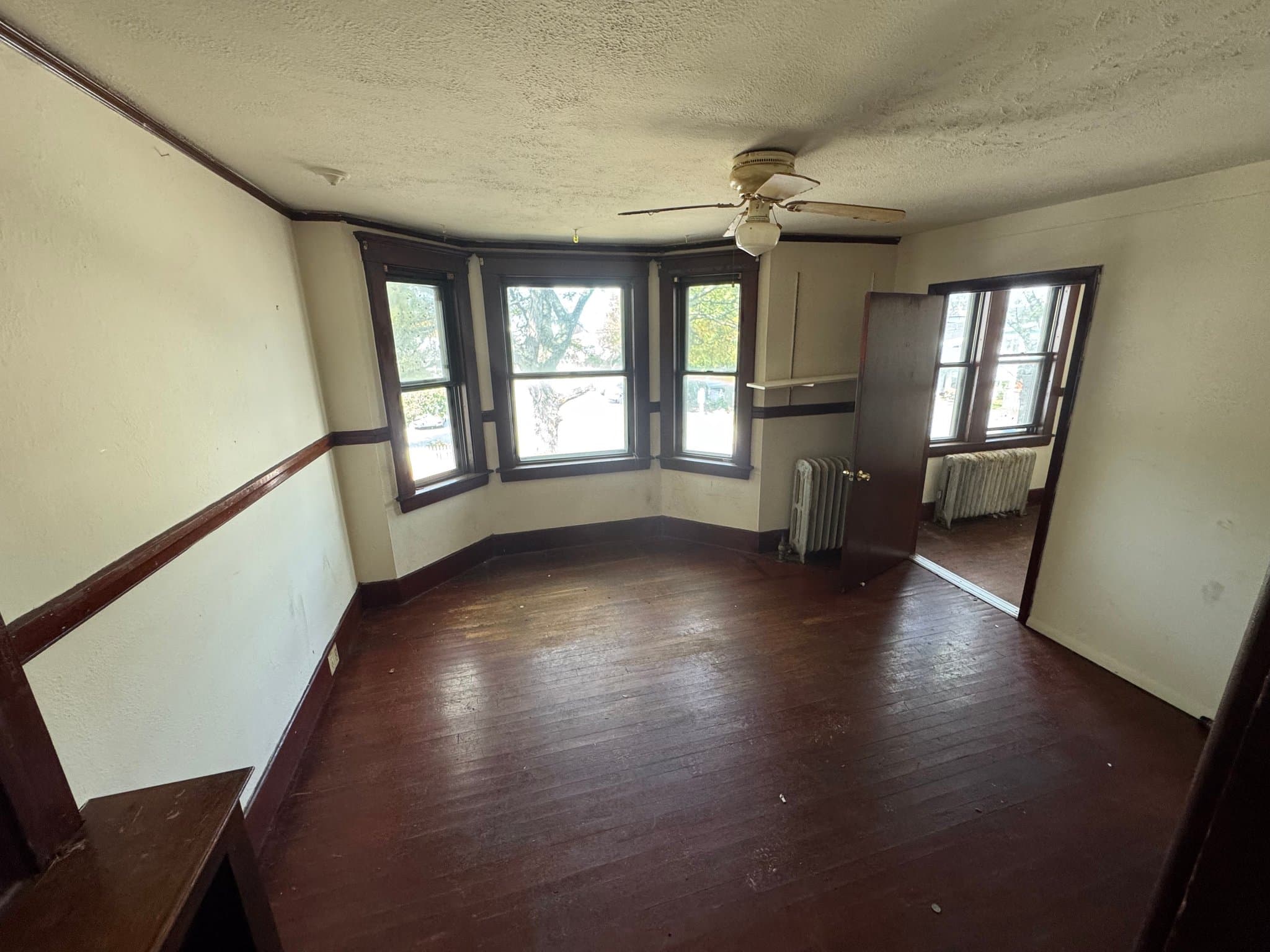 Hyannis Apartment: 215 Main St