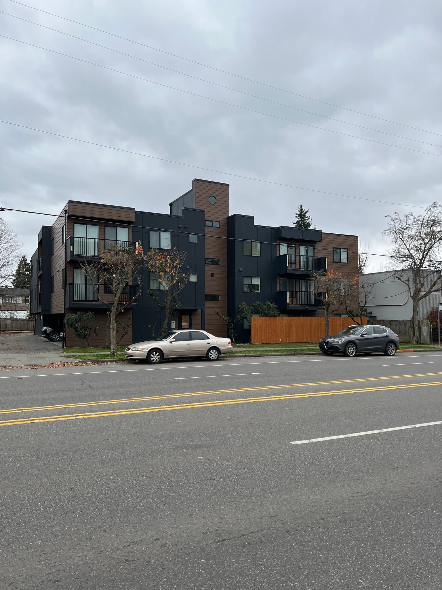 Seattle Apartment: 12520 Greenwood Ave N
