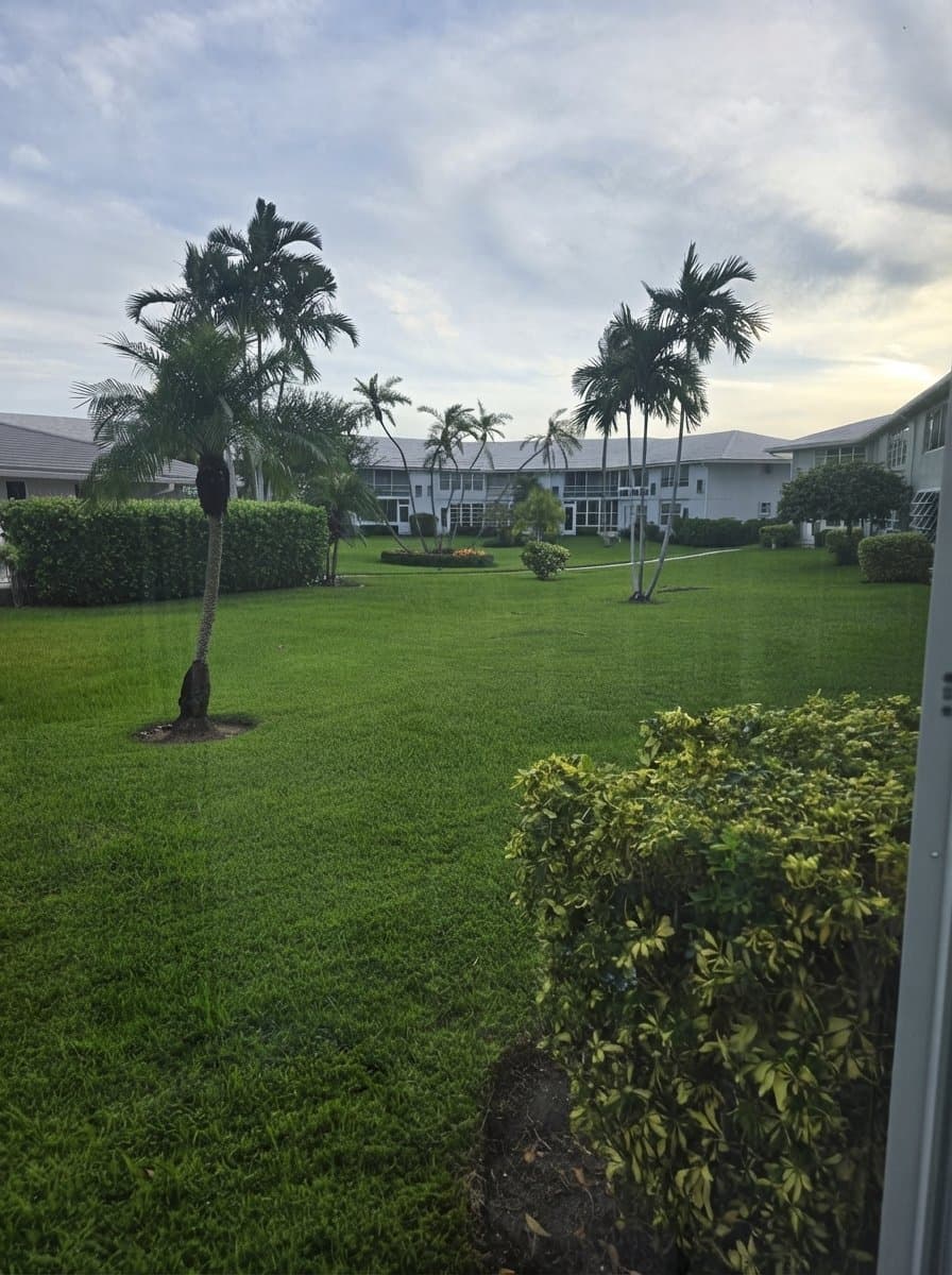 Ocean Ridge Condo: 5540 N Ocean Blvd