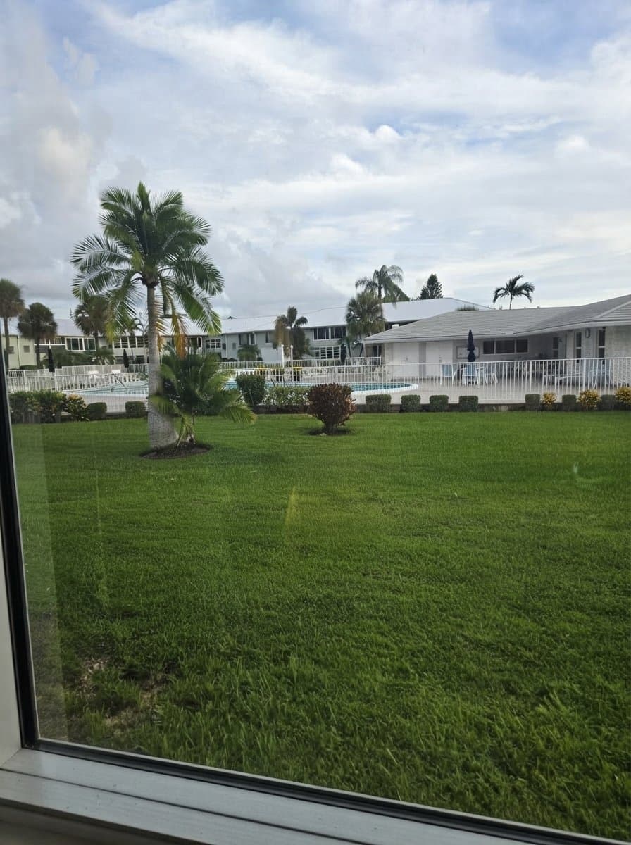 Ocean Ridge Condo: 5540 N Ocean Blvd