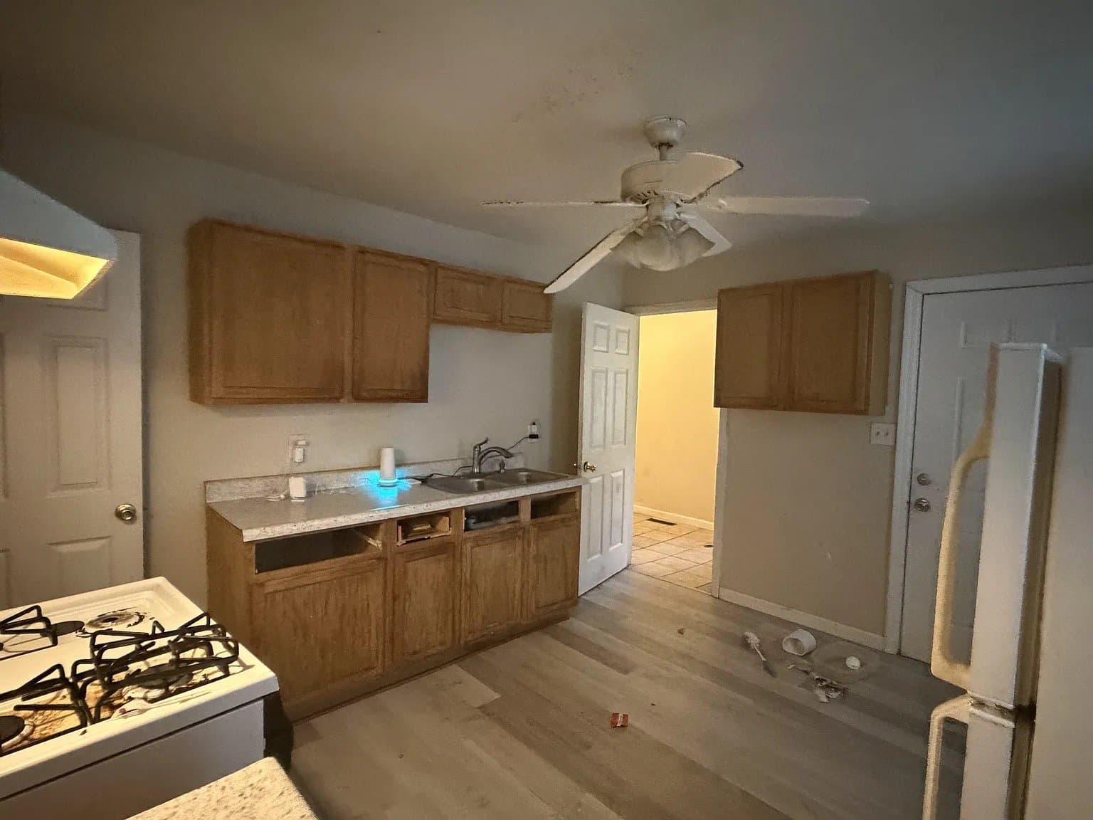 Peoria House: 1829 W Butler St