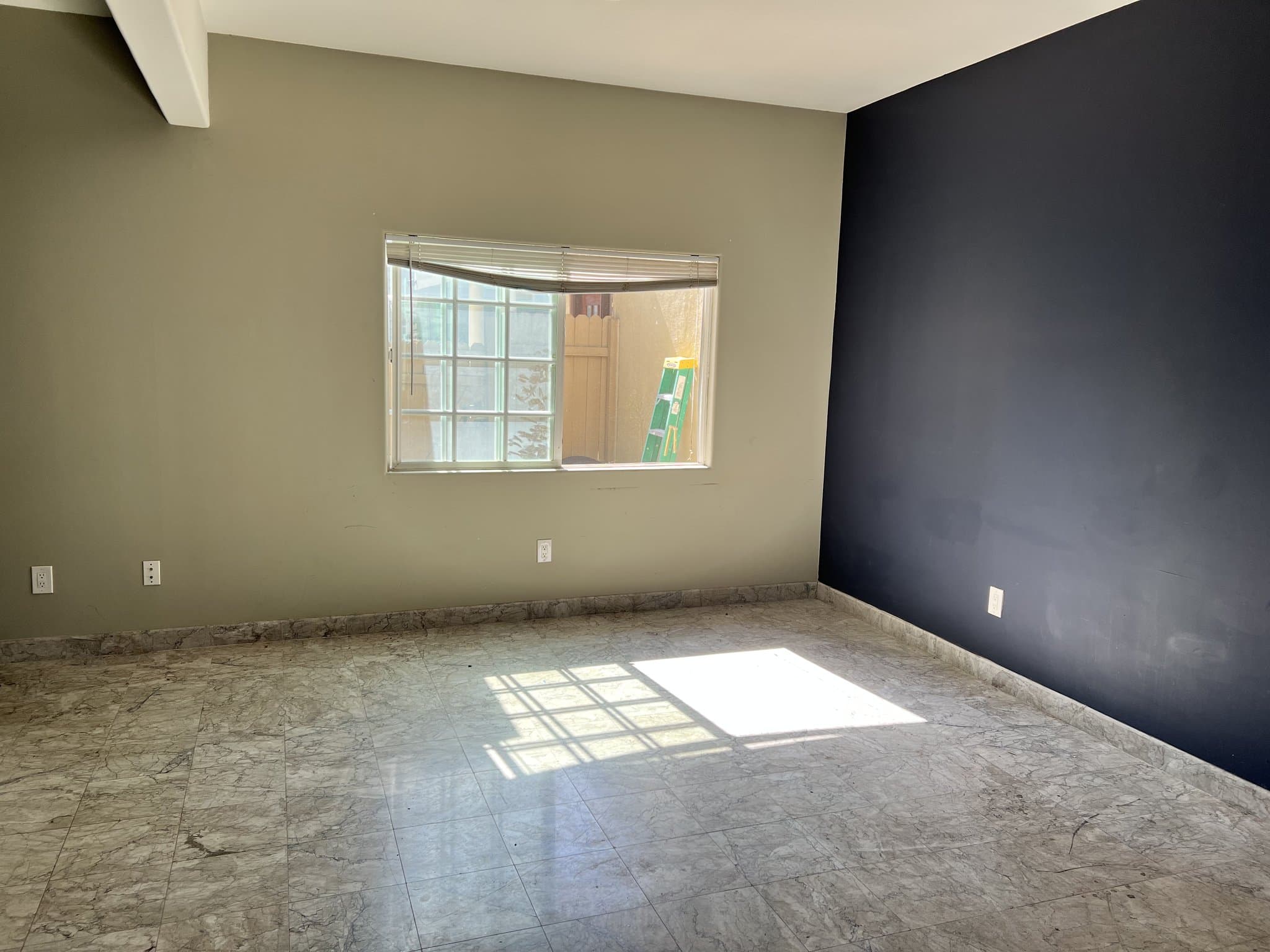 Culver City Single Room: 4045 Tilden Ave