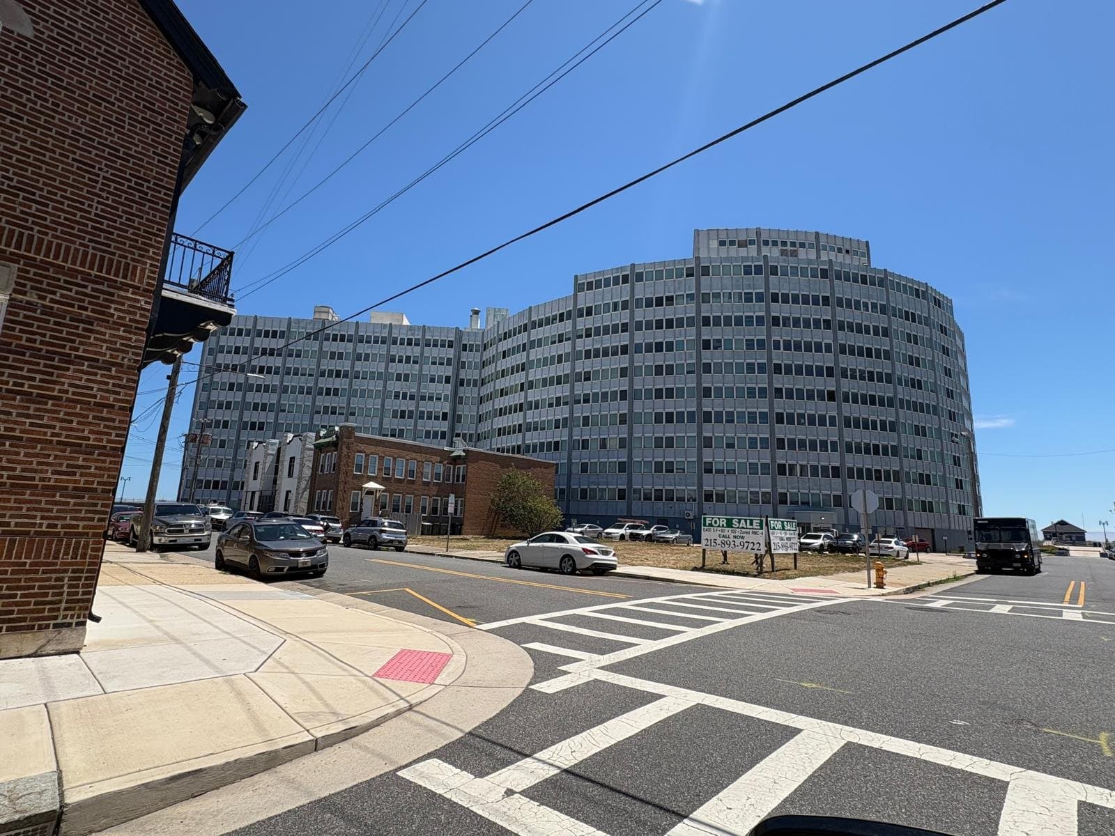 Atlantic City Apartment: 101 Boardwalk Ave