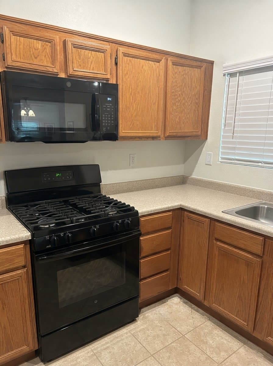 Murrieta Condo: 26342 Arboretum Way
