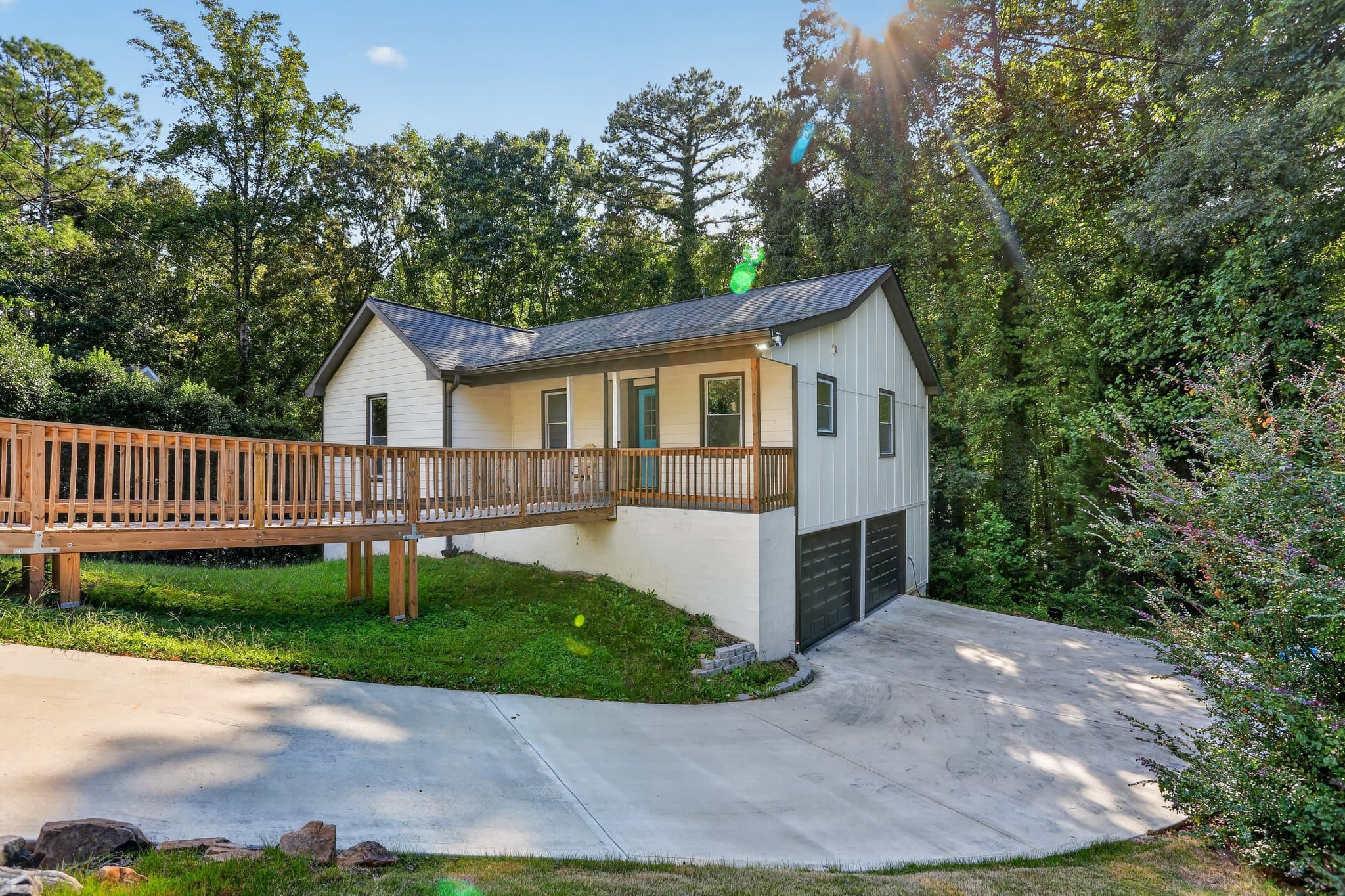 Norcross House: 6875 Graves Mill Ct