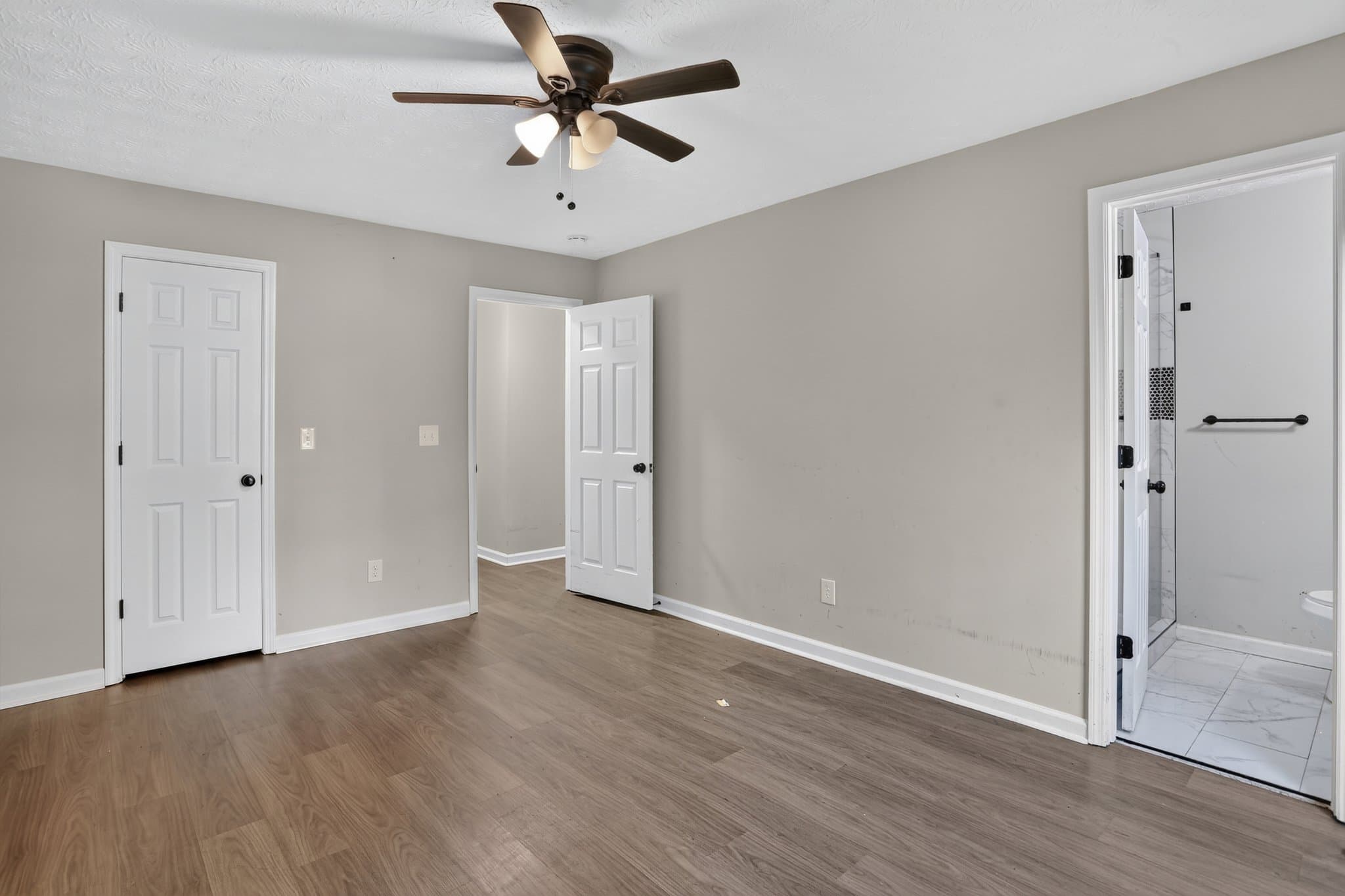 Norcross House: 6875 Graves Mill Ct
