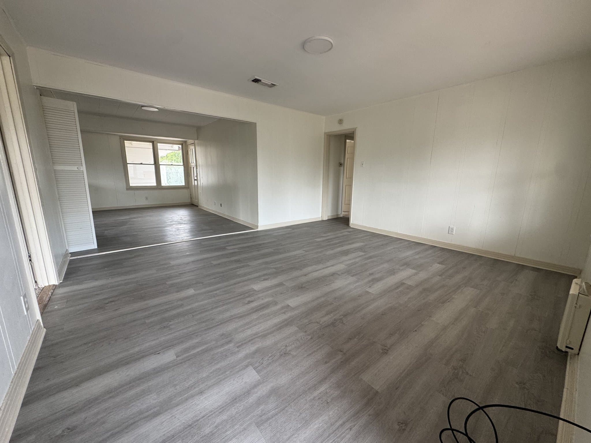 San Angelo House: 3822 Bowie St