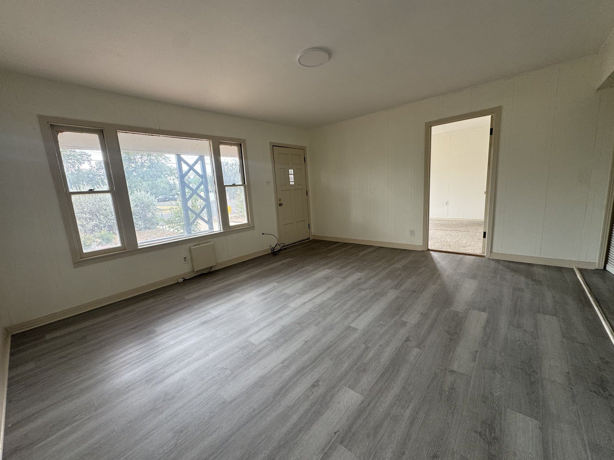 San Angelo House: 3822 Bowie St