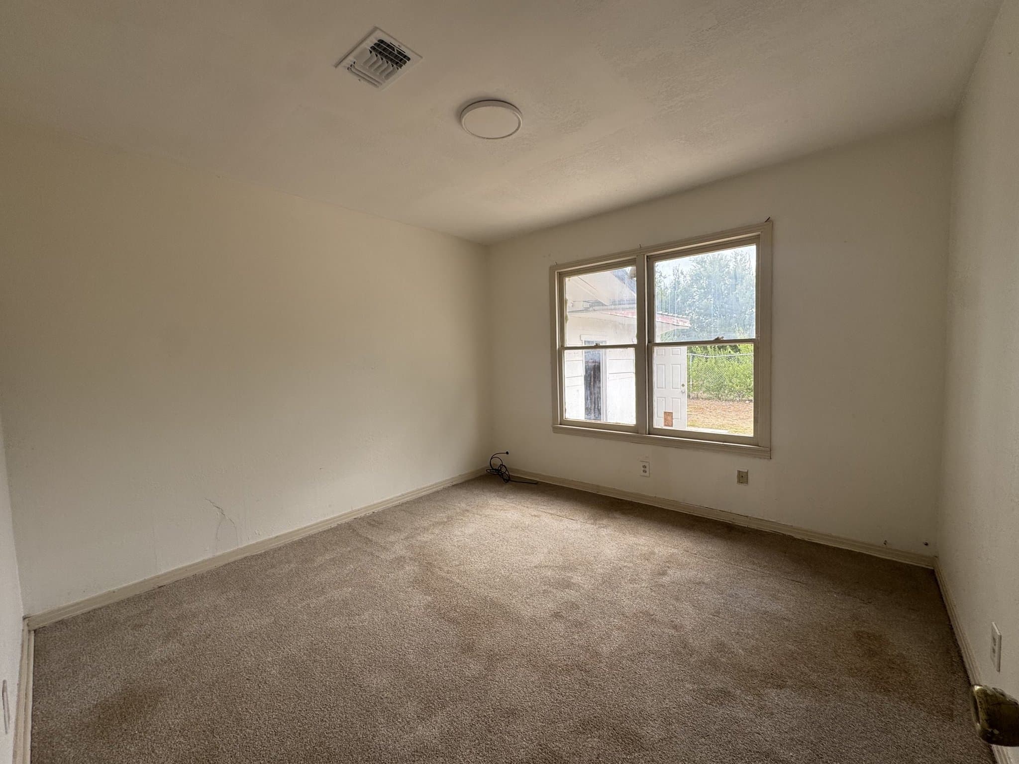 San Angelo House: 3822 Bowie St