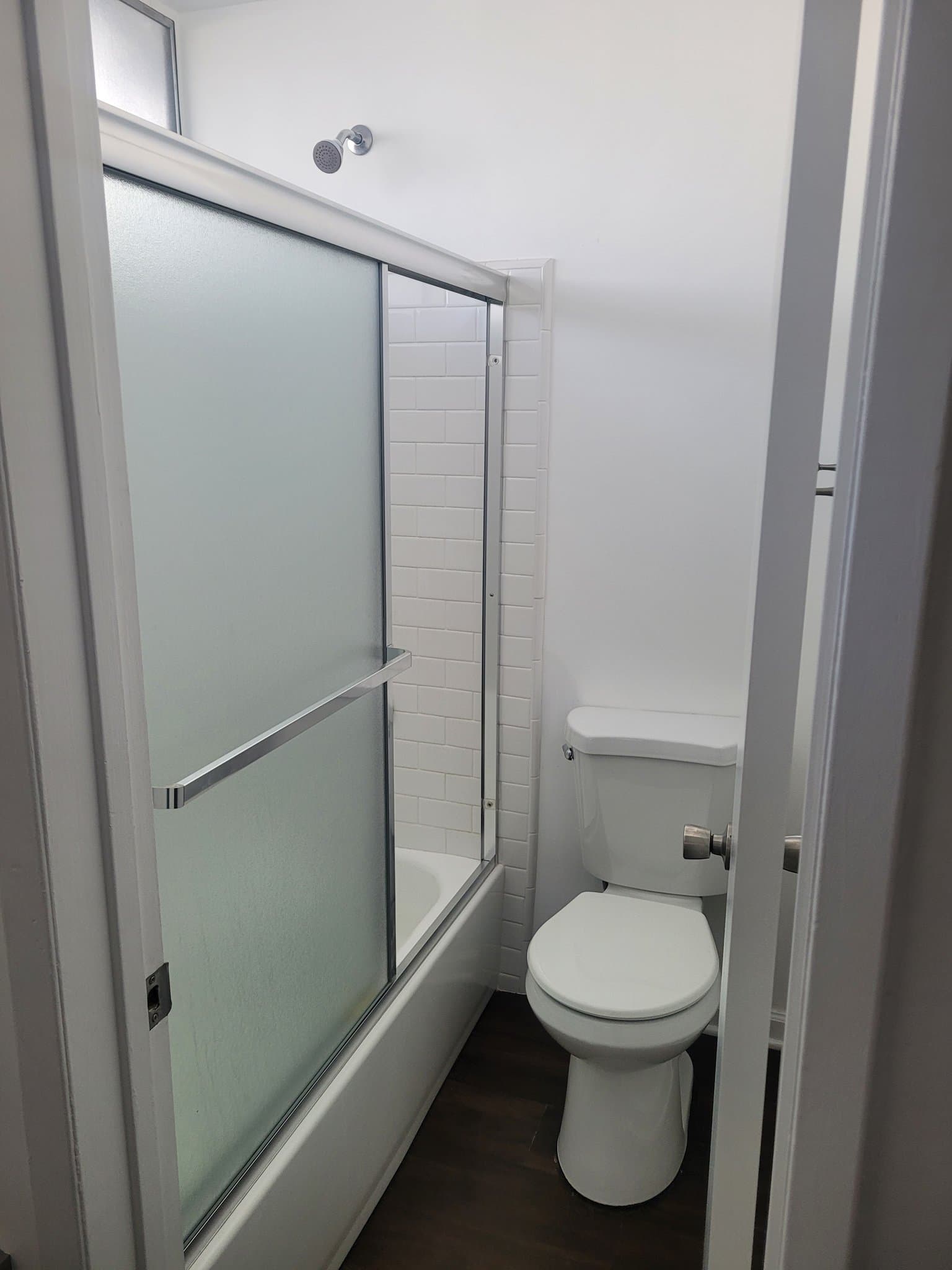 Santa Barbara Apartment: 609 De La Vina Street Unit 4