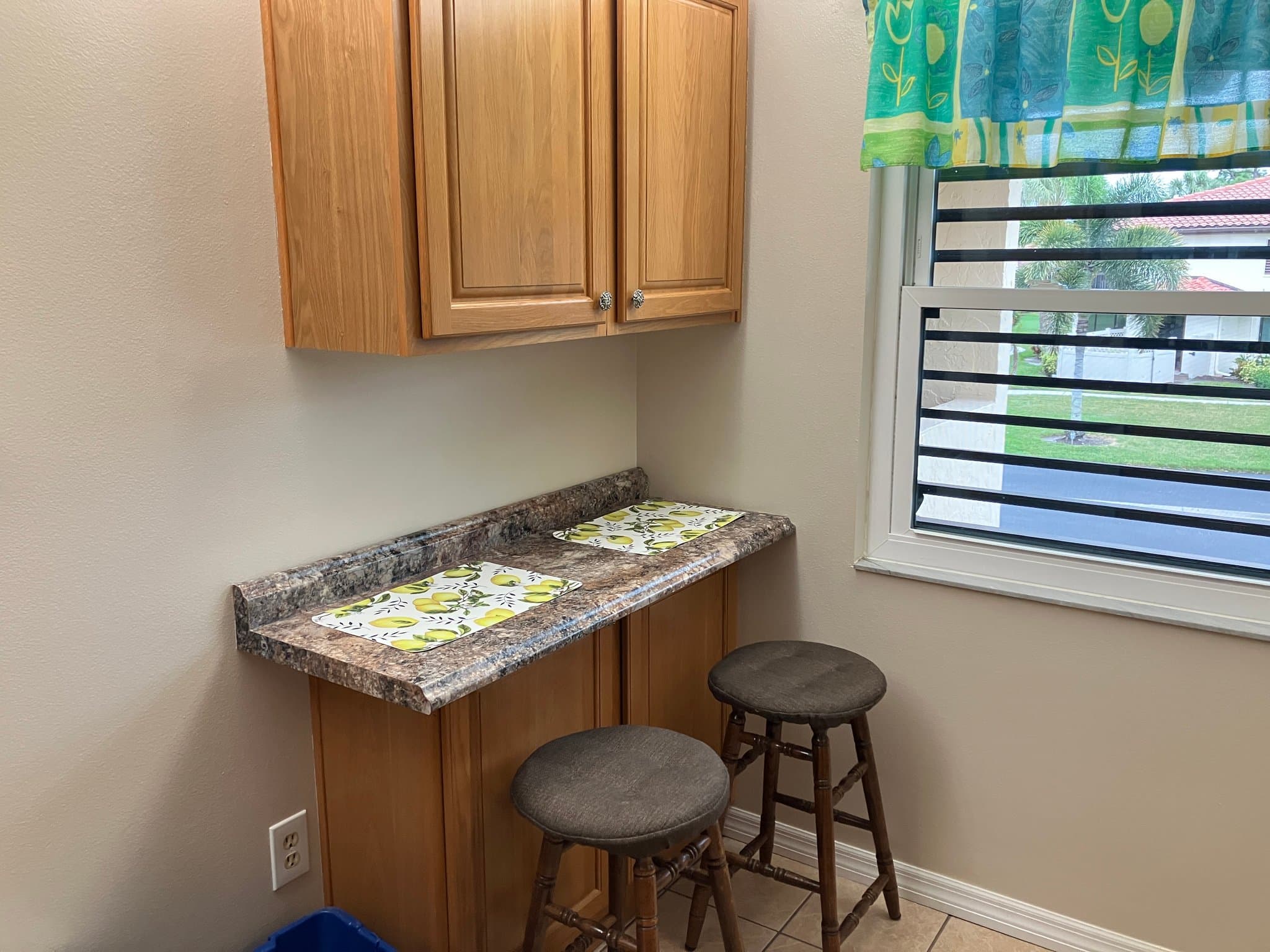 Sarasota Condo: 5201 Lake Village Dr