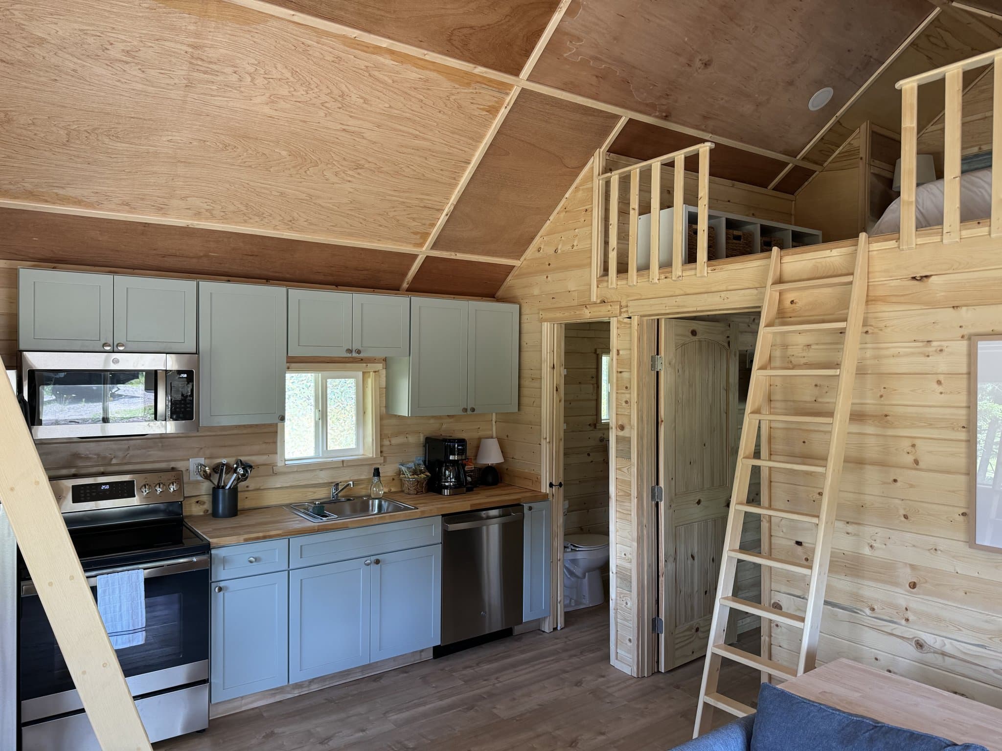 Columbia Falls House: 1477 Berne Road